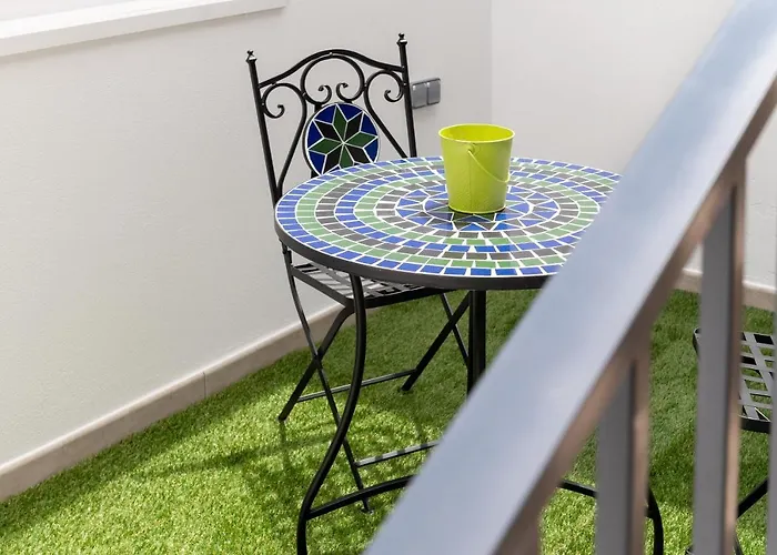 Ultreia Seven By Adelolo